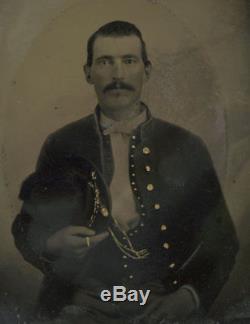 1/4 Plate Civil War Tintype of Union Soldier with Slouch Hat