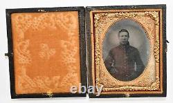 1/4 Plate ambrotype daguerreotype Civil War Soldier gutta percha wood case B