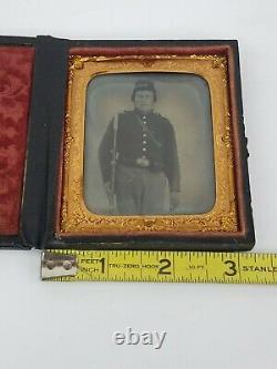 1/6th Plate Tintype Civil War Soldier Armed Photo Original Union Rifle neat