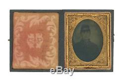 1/9 Plate Civil War Ambrotype of Young Union Soldier Wearing Frock Coat