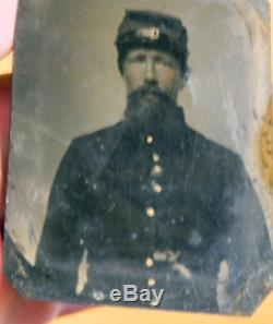 1/9th plate Tintype armed/w revolver Civil War soldier in thermoplastic case
