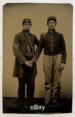 1860's CIVIL WAR CDV SIZE TINTYPE PHOTOGRAPH OF 2 UNION ARMY SOLDIER FRIENDS