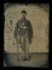 1860's CIVIL WAR TINTYPE PHOTOGRAPH OF ARMED UNION SOLDIER QUARTER PLATE SIZE