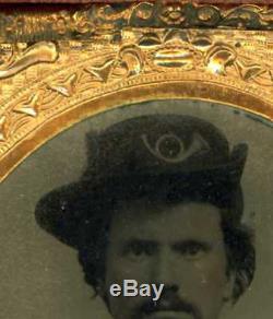 1860's CIVIL WAR UNION SOLDIER HARDEE HAT 1/6 PLATE TINTYPE THERMOPLASTIC CASE