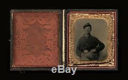 1860s 1/6 tintype photo young civil war soldier US belt buckle full case
