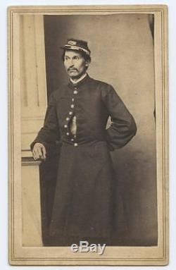 1860s CDV CIVIL WAR SOLDIER IMAGE UNIFORM & BUGLE CAP WOLFE GALLERY VIRGINIA