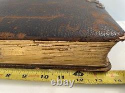 1860s POSEN LEATHER PHOTO ALBUM withFAMILY & CIVIL WAR SOLDIER CABINET PHOTOS 60pc