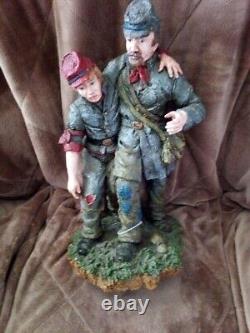 2 Wounded Soldiers Civil War Statue 15th Virginia CSA 12