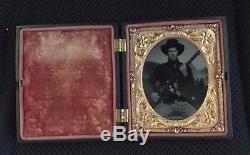 3 Amazing US Civil War Soldier tintype/ambrotype photos, 2 triple armed