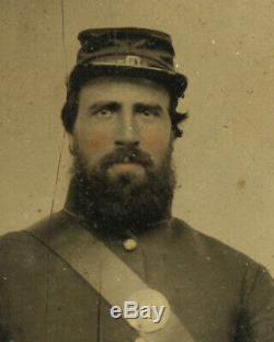 AMAZING Civil War Photo Tintype Union Soldier Half Plate Full Case Portrait