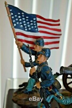 American Civil War Battle Charge Flag Soldiers Cannon Statue Figurine