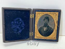 Antique 1860's Civil War Soldier Ambrotype Photo Housed In Thermoplastic Case