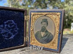 Antique 1860's Civil War Soldier Ambrotype Photo Housed In Thermoplastic Case