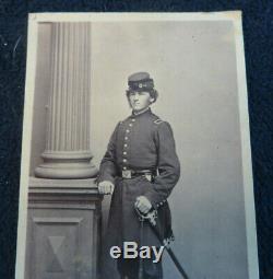 Antique Civil War CDV Photo Union Officer / Soldier with Sword J. Cady