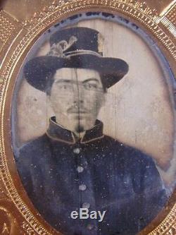 Antique Photo Daguerreotype UNION CIVIL WAR Native American SOLDIER Gutta Percha