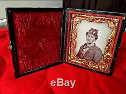 Antique Tintype in CASE-CIVIL WAR SOLDIER YOUNG UNION MANCirca 1860s-NICE ONE