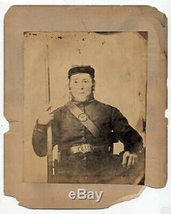 Armed CIVIL WAR SOLDIER named Josiah David Ashenfelter Lrg Albumen Photograph