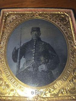 Armed Civil War Soldier Tintype Plate & Case