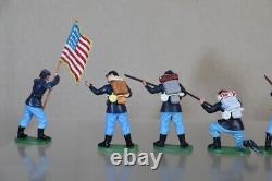 BRITAINS SWOPPET AMERICAN CIVIL WAR 8 x UNION SOLDIERS with FLAG & OFFICER od