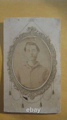 CDV OF A SOLDIER IN TUNIC, SUSPECTED CONFEDERATE SOLDIER Initials I. S. K. On Back