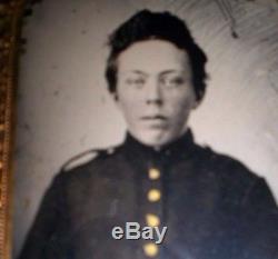 CIVIL War Boy Union Soldier Tintype In Gutta Percha Case