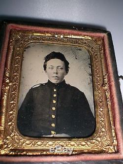 CIVIL War Boy Union Soldier Tintype In Gutta Percha Case