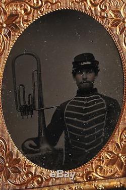 CIVIL WAR PHOTO 1/9 TINTYPE of SOLDIER MUSICIAN with OVER THE SHOULDER HORN