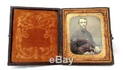 CIVIL War Ambrotype Or Tintype Cased Image Of Union Bearded Infantry Soldier