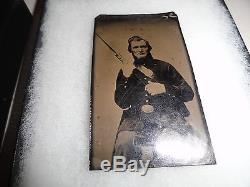 CIVIL War Armed Union Cavalry Soldier Tintype Rifle Breast Plate Us Buckle