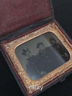 CIVIL War Era Tintype In Original Case 3 Soldiers In Image