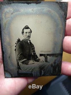 CIVIL War Union Cavalry Soldier Tintype Photograph Cased Image Vg-estate Find