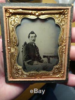 CIVIL War Union Cavalry Soldier Tintype Photograph Cased Image Vg-estate Find