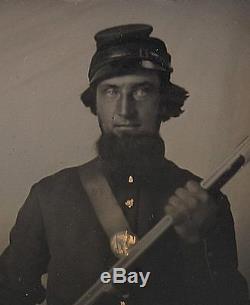 Ca 1860's CIVIL WAR 6th PLATE TINTYPE 2 X ARMED UNION SOLDIER
