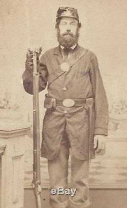 Ca 1860's CIVIL WAR CDV ARMED UNION INFANTRY SOLDIER withENFIELD by SWEET & MORGAN