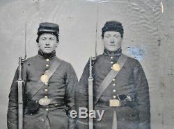 Civil War 1/4 Plate Tin Type of Soldiers in Frock Coats with Rifled Muskets