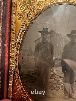 Civil War 1/4 Tintype Photo Of 2 Soldiers Outside In Front Of Building