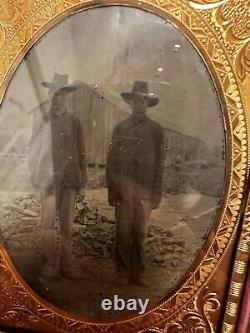 Civil War 1/4 Tintype Photo Of 2 Soldiers Outside In Front Of Building