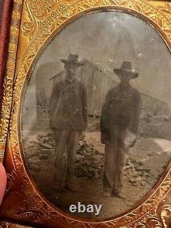 Civil War 1/4 Tintype Photo Of 2 Soldiers Outside In Front Of Building