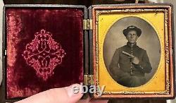 Civil War 1/6 Plate Image Of Artilleryman Artillery Soldier Armed With Pepperbox