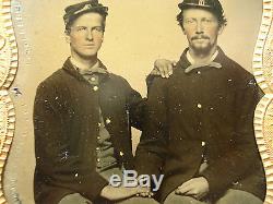 Civil War 1/6th Tintype Affectionate Union Soldiers Holding Hands Gay Interest