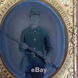 Civil War Armed Soldier 1/6 Tintype