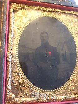 Civil War Medals and Soldier Tintype Photo