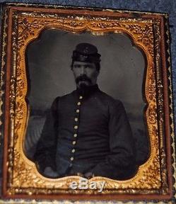 Civil War Soldier 1/4 Plate Tintype Case withMat #K