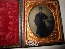 Civil War Soldier 1/6 Plate Ambrotype Original Seals & Case
