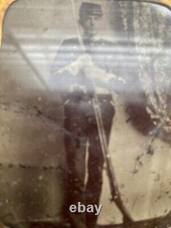 Civil War Soldier With Gun Tin Type In Frame Estate Item