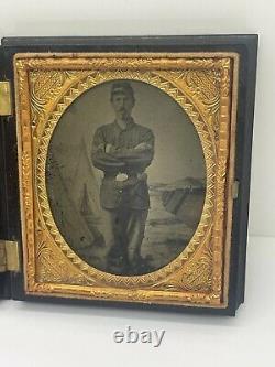 Civil War Tintype Photo Identified Union Soldier Patriotic Background Union Case