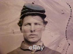 Civil War Tintype Photograph SOLDIER HOLDING KNIFE BEHIND FLOWER BOUQUET! Great