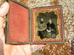 Civil War ambrotype clear photograph soldier and wife (rifer. T19)