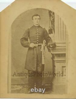 Civil War officer soldier in uniform with sword antique photo