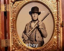 Civil War volunteer soldier ruby ambrotype armed with US musket perfect condition